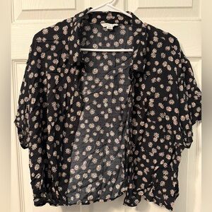 American Eagle Outfitters Cropped Black Blouse